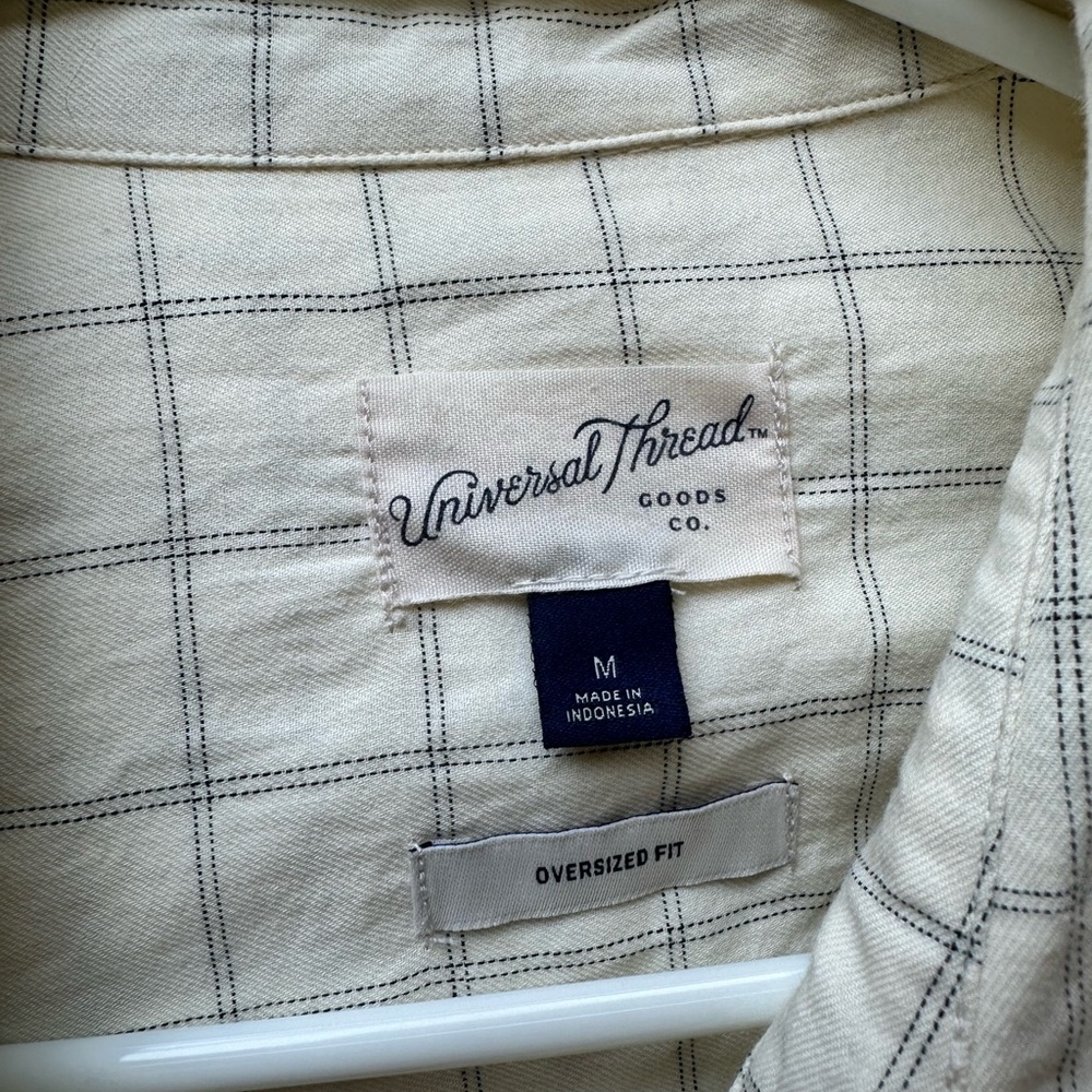 Universal Thread Checkered Button-Up Shirt - Picture 3 of 3